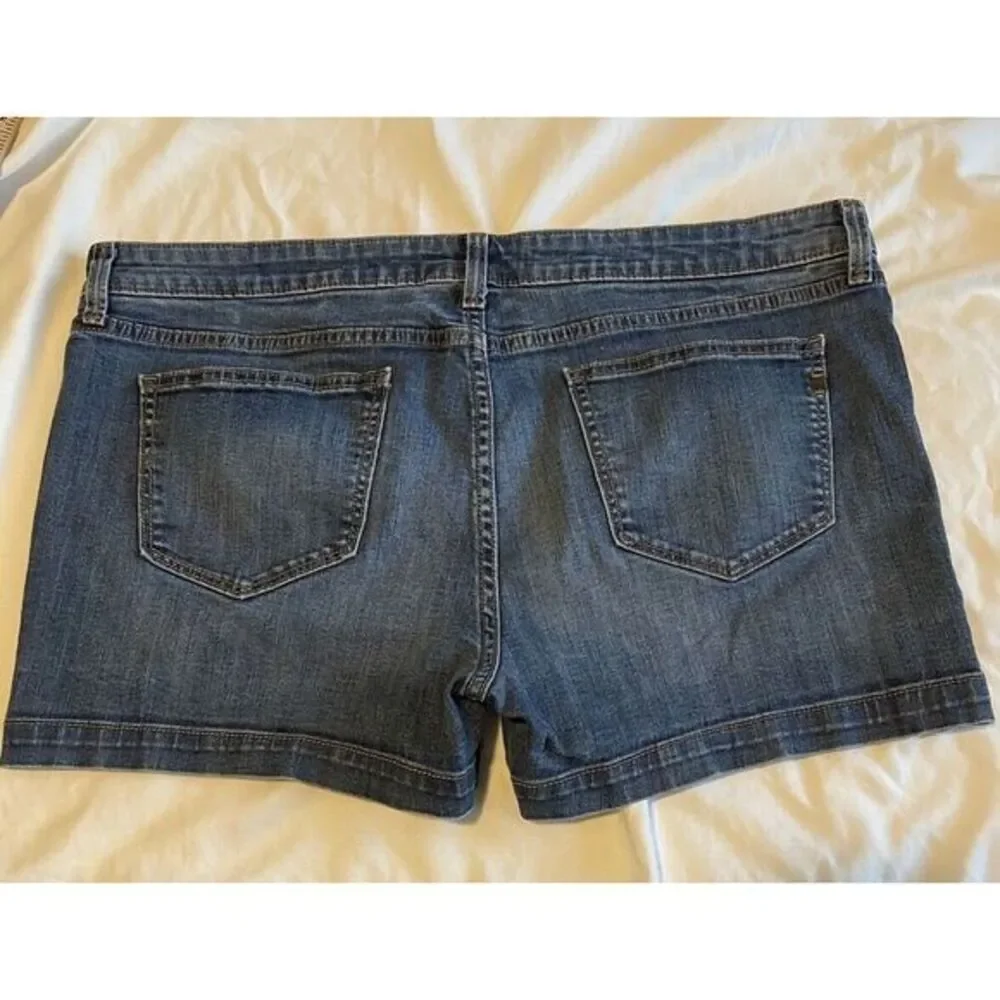 JCP Women's Denim Shorts Size 16 Walking Casual‎ 3 1/2
